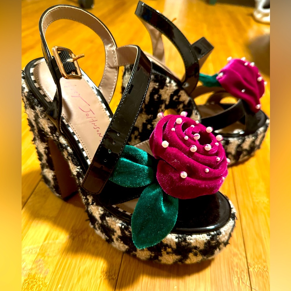 Betsey Johnson Black and Pink Floral Platform Heels